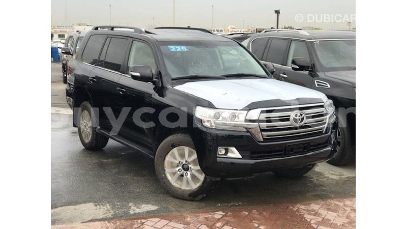 Big with watermark toyota land cruiser al jazirah state import dubai 3201