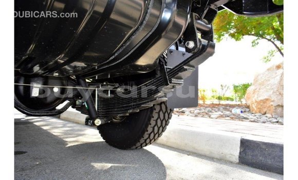 Acheter Import Voiture Toyota Land Cruiser Blanc à Import - Dubai, État d'Al Jazirah Acheter Import Voiture Toyota Land Cruiser Blanc à Import - Dubai, État d'Al Jazirah