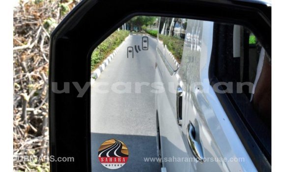 Acheter Import Voiture Toyota Granvia Blanc à Import - Dubai, État d'Al Jazirah Acheter Import Voiture Toyota Granvia Blanc à Import - Dubai, État d'Al Jazirah