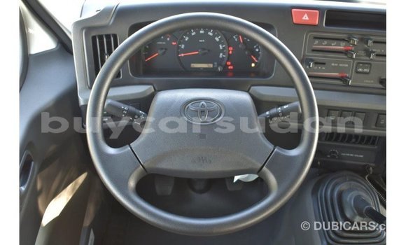 Acheter Import Voiture Toyota Coaster Blanc à Import - Dubai, État d'Al Jazirah Acheter Import Voiture Toyota Coaster Blanc à Import - Dubai, État d'Al Jazirah