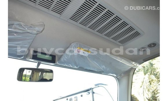 Acheter Import Voiture Toyota Coaster Blanc à Import - Dubai, État d'Al Jazirah Acheter Import Voiture Toyota Coaster Blanc à Import - Dubai, État d'Al Jazirah