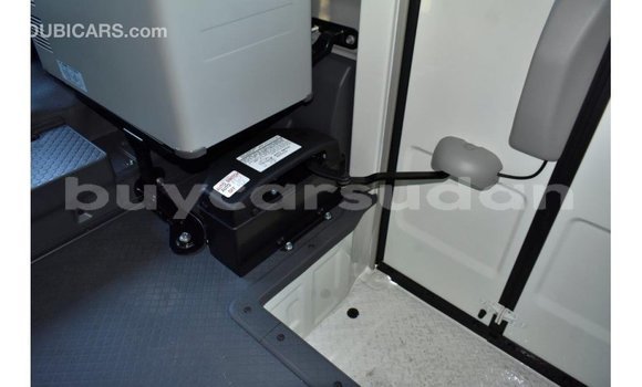 Acheter Import Voiture Toyota Coaster Blanc à Import - Dubai, État d'Al Jazirah Acheter Import Voiture Toyota Coaster Blanc à Import - Dubai, État d'Al Jazirah
