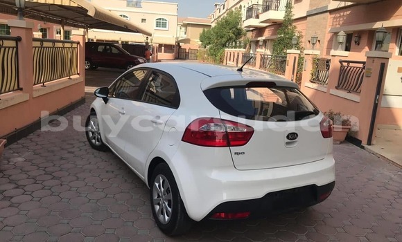 Buy Used Kia rio White Car in Abu Hijar in Sinnar Buy Used Kia rio White Car in Abu Hijar in Sinnar