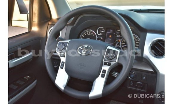 Acheter Import Voiture Toyota Tundra Blanc à Import - Dubai, État d'Al Jazirah Acheter Import Voiture Toyota Tundra Blanc à Import - Dubai, État d'Al Jazirah