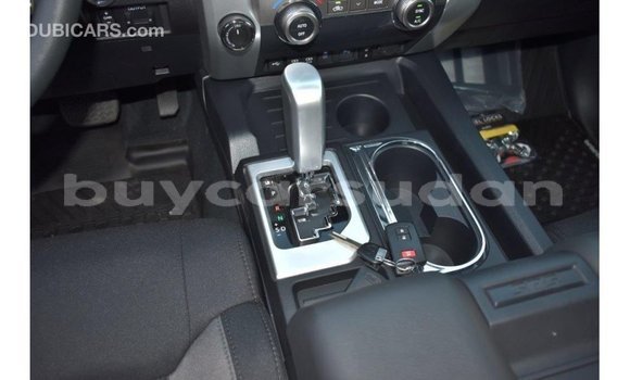 Acheter Import Voiture Toyota Tundra Blanc à Import - Dubai, État d'Al Jazirah Acheter Import Voiture Toyota Tundra Blanc à Import - Dubai, État d'Al Jazirah