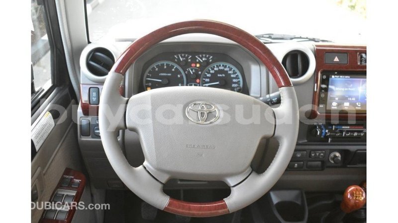 Big with watermark toyota land cruiser al jazirah state import dubai 3219
