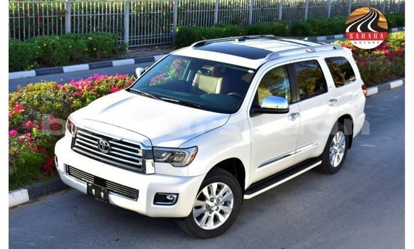 Acheter Import Voiture Toyota Sequoia Blanc à Import - Dubai, État d'Al Jazirah Acheter Import Voiture Toyota Sequoia Blanc à Import - Dubai, État d'Al Jazirah