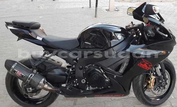 Acheter Occasion Moto Suzuki GSX–R Noir à Ad–Damazin, Nil Bleu Acheter Occasion Moto Suzuki GSX–R Noir à Ad–Damazin, Nil Bleu
