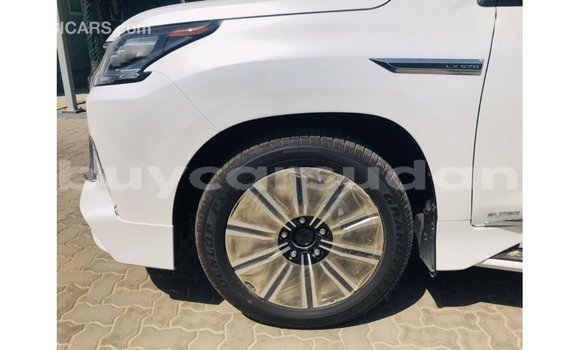 Acheter Import Voiture Lexus LX Blanc à Import - Dubai, État d'Al Jazirah Acheter Import Voiture Lexus LX Blanc à Import - Dubai, État d'Al Jazirah