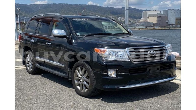 Big with watermark toyota land cruiser al jazirah state import dubai 3229