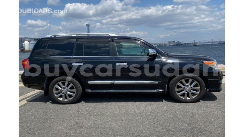 Big with watermark toyota land cruiser al jazirah state import dubai 3229