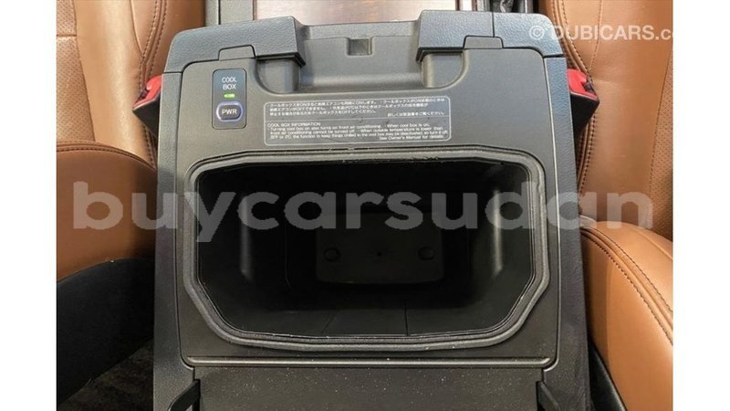 Big with watermark toyota land cruiser al jazirah state import dubai 3229