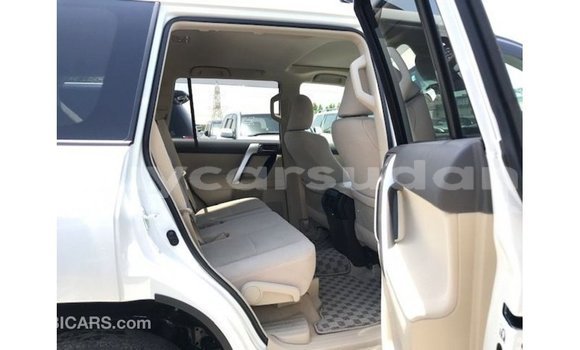 Buy Import Toyota Prado White Car in Import - Dubai in Al Jazirah State Buy Import Toyota Prado White Car in Import - Dubai in Al Jazirah State