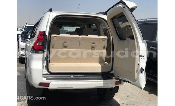 Buy Import Toyota Prado White Car in Import - Dubai in Al Jazirah State Buy Import Toyota Prado White Car in Import - Dubai in Al Jazirah State