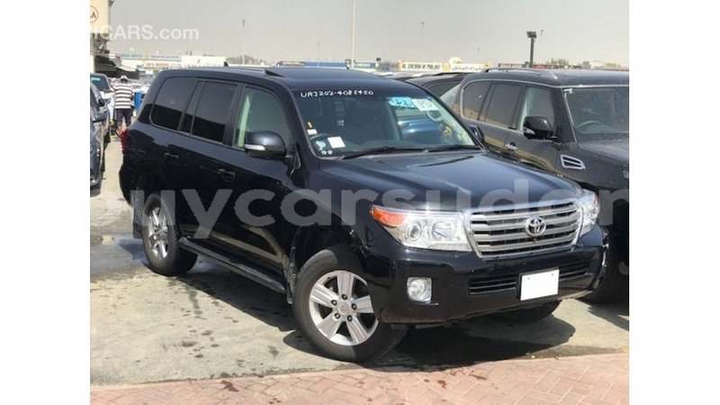 Big with watermark toyota land cruiser al jazirah state import dubai 3237