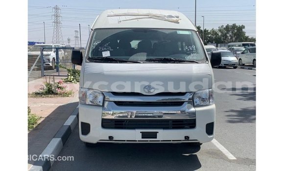 Buy Import Toyota Hiace White Car in Import - Dubai in Al Jazirah State Buy Import Toyota Hiace White Car in Import - Dubai in Al Jazirah State