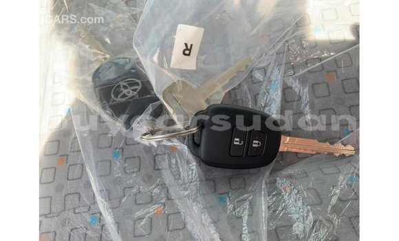 Buy Import Toyota Hiace White Car in Import - Dubai in Al Jazirah State Buy Import Toyota Hiace White Car in Import - Dubai in Al Jazirah State