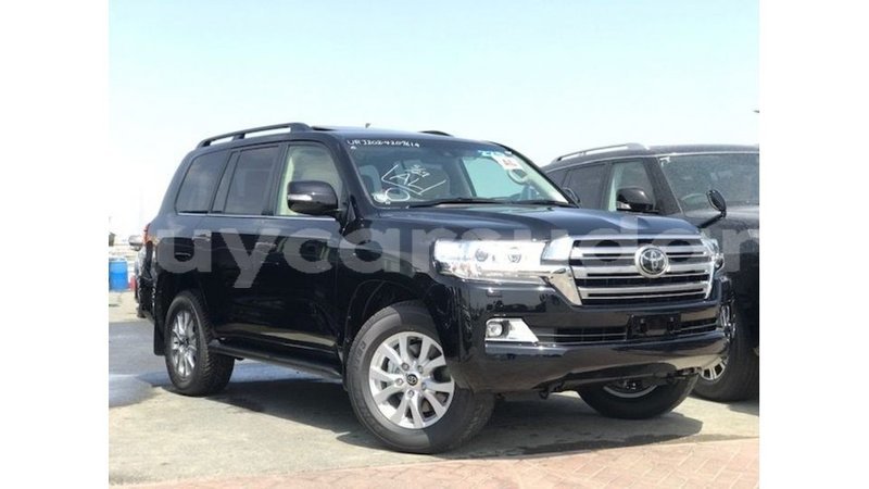 Big with watermark toyota land cruiser al jazirah state import dubai 3243