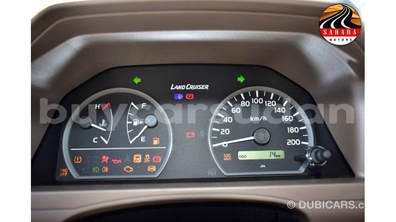 Big with watermark toyota land cruiser al jazirah state import dubai 3245