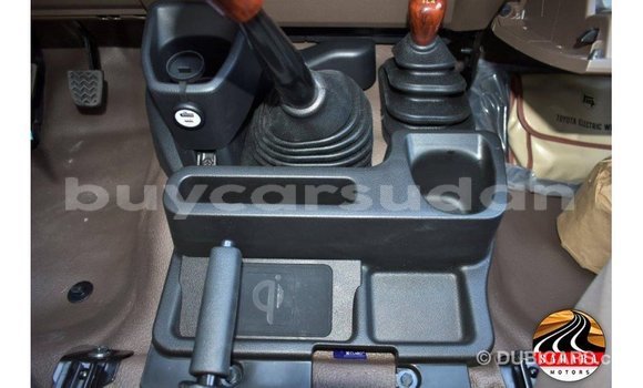 Acheter Import Voiture Toyota Land Cruiser Autre à Import - Dubai, État d'Al Jazirah Acheter Import Voiture Toyota Land Cruiser Autre à Import - Dubai, État d'Al Jazirah