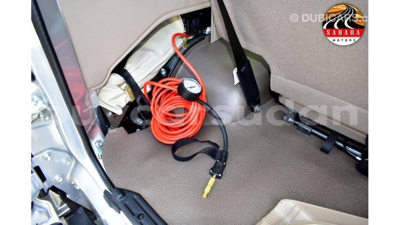 Big with watermark toyota land cruiser al jazirah state import dubai 3245