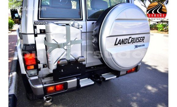 Acheter Import Voiture Toyota Land Cruiser Autre à Import - Dubai, État d'Al Jazirah Acheter Import Voiture Toyota Land Cruiser Autre à Import - Dubai, État d'Al Jazirah