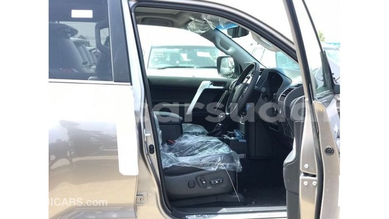 Big with watermark toyota prado al jazirah state import dubai 3247