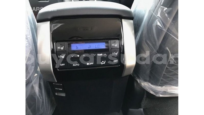 Big with watermark toyota prado al jazirah state import dubai 3247