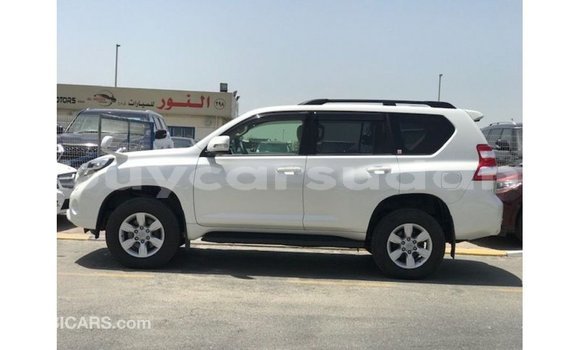Buy Import Toyota Prado White Car in Import - Dubai in Al Jazirah State Buy Import Toyota Prado White Car in Import - Dubai in Al Jazirah State