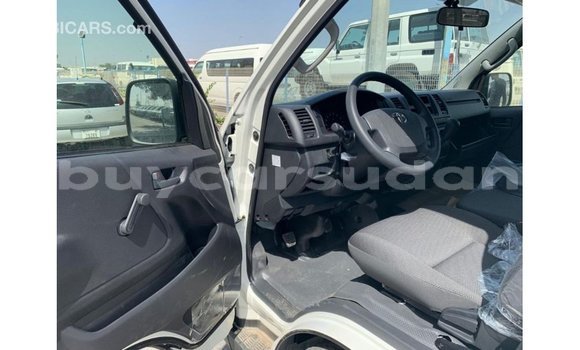 Acheter Import Voiture Toyota Hiace Blanc à Import - Dubai, État d'Al Jazirah Acheter Import Voiture Toyota Hiace Blanc à Import - Dubai, État d'Al Jazirah