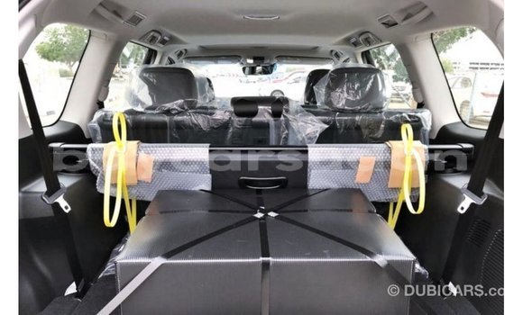 Acheter Import Voiture Toyota Prado Bleu à Import - Dubai, État d'Al Jazirah Acheter Import Voiture Toyota Prado Bleu à Import - Dubai, État d'Al Jazirah