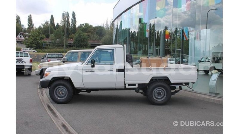 Big with watermark toyota land cruiser al jazirah state import dubai 3255