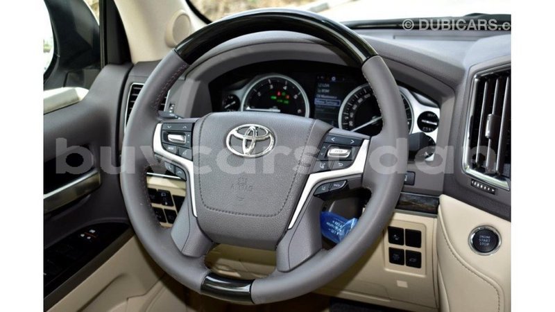 Big with watermark toyota land cruiser al jazirah state import dubai 3261