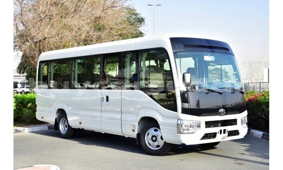 Acheter Import Voiture Toyota Coaster Blanc à Import - Dubai, État d'Al Jazirah Acheter Import Voiture Toyota Coaster Blanc à Import - Dubai, État d'Al Jazirah