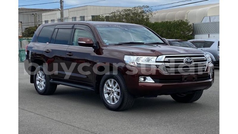 Big with watermark toyota land cruiser al jazirah state import dubai 3271
