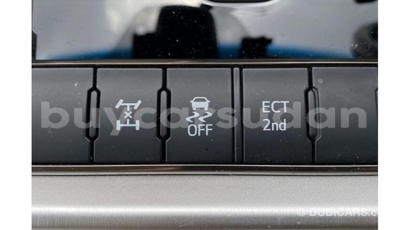 Big with watermark toyota land cruiser al jazirah state import dubai 3271