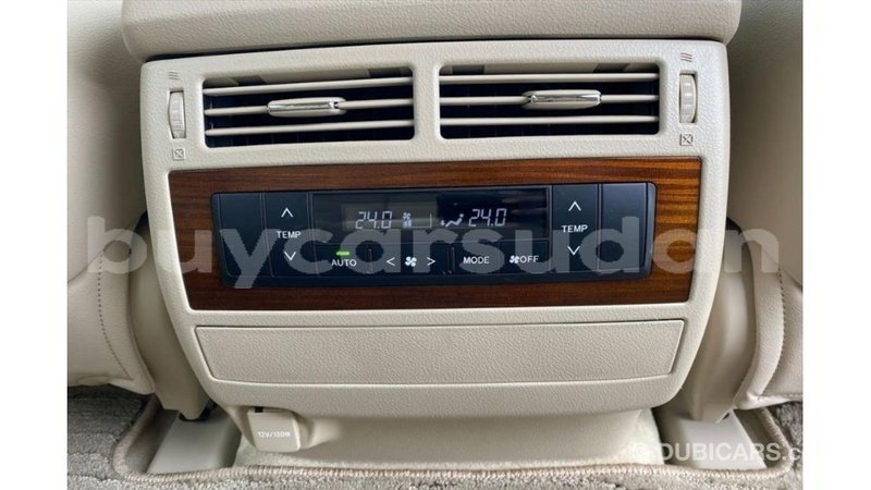 Big with watermark toyota land cruiser al jazirah state import dubai 3271