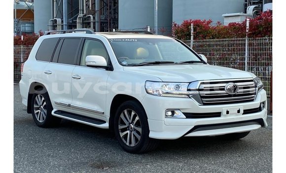 Buy Import Toyota Land Cruiser White Car in Import - Dubai in Al Jazirah State Buy Import Toyota Land Cruiser White Car in Import - Dubai in Al Jazirah State