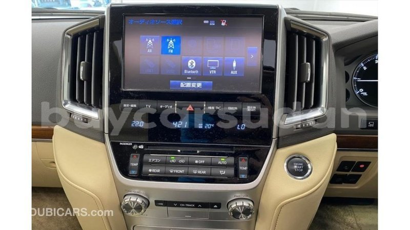 Big with watermark toyota land cruiser al jazirah state import dubai 3272