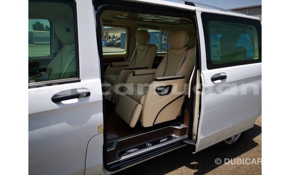 Buy Import Mercedes-Benz Vito White Car in Import - Dubai in Al Jazirah State Buy Import Mercedes-Benz Vito White Car in Import - Dubai in Al Jazirah State