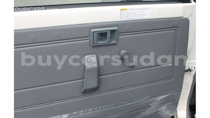 Big with watermark toyota land cruiser al jazirah state import dubai 3292