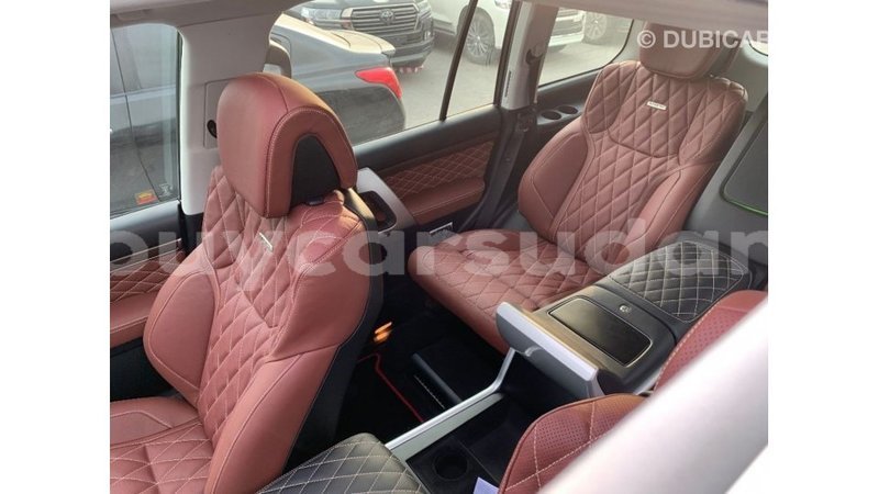 Big with watermark toyota land cruiser al jazirah state import dubai 3297