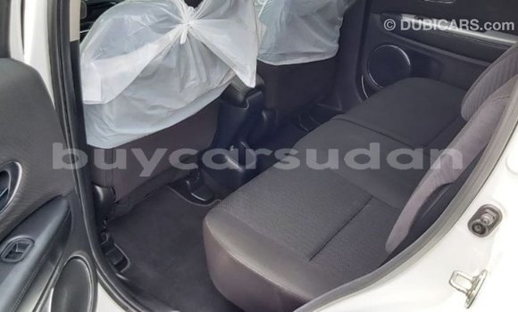 Buy Import Honda C White Bike in Import - Dubai in Al Jazirah State Buy Import Honda C White Bike in Import - Dubai in Al Jazirah State