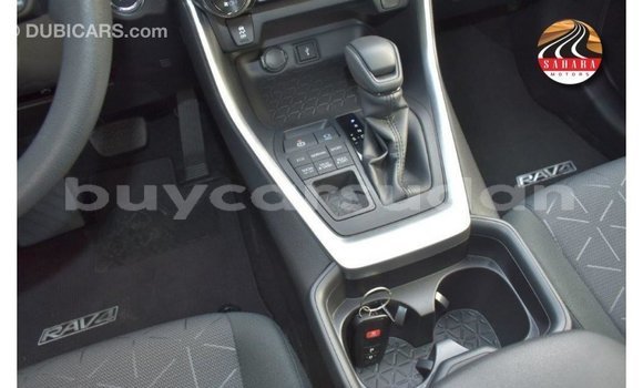 Acheter Import Utilitaire Toyota HiAce Autre à Import - Dubai, État d'Al Jazirah Acheter Import Utilitaire Toyota HiAce Autre à Import - Dubai, État d'Al Jazirah