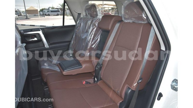 Big with watermark toyota hiace al jazirah state import dubai 3315