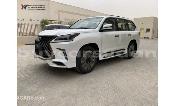 Acheter Import Voiture Lexus LX Blanc à Import - Dubai, État d'Al Jazirah Acheter Import Voiture Lexus LX Blanc à Import - Dubai, État d'Al Jazirah
