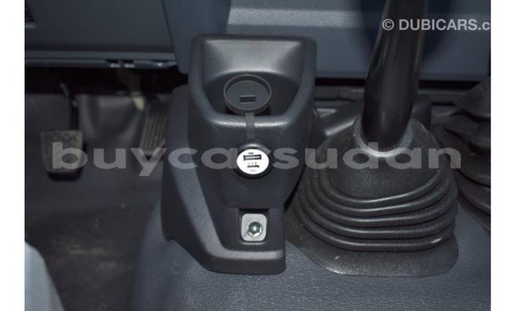 Acheter Import Voiture Toyota Land Cruiser Beige à Import - Dubai, État d'Al Jazirah Acheter Import Voiture Toyota Land Cruiser Beige à Import - Dubai, État d'Al Jazirah