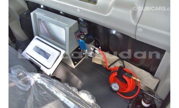 Acheter Import Voiture Toyota Land Cruiser Autre à Import - Dubai, État d'Al Jazirah Acheter Import Voiture Toyota Land Cruiser Autre à Import - Dubai, État d'Al Jazirah