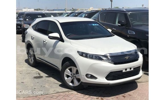 Buy Import Toyota Harrier White Car in Import - Dubai in Al Jazirah State Buy Import Toyota Harrier White Car in Import - Dubai in Al Jazirah State