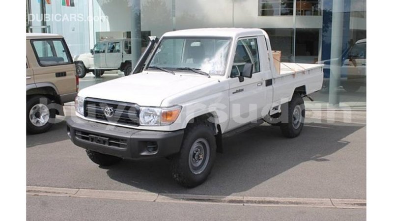 Big with watermark toyota land cruiser al jazirah state import dubai 3340